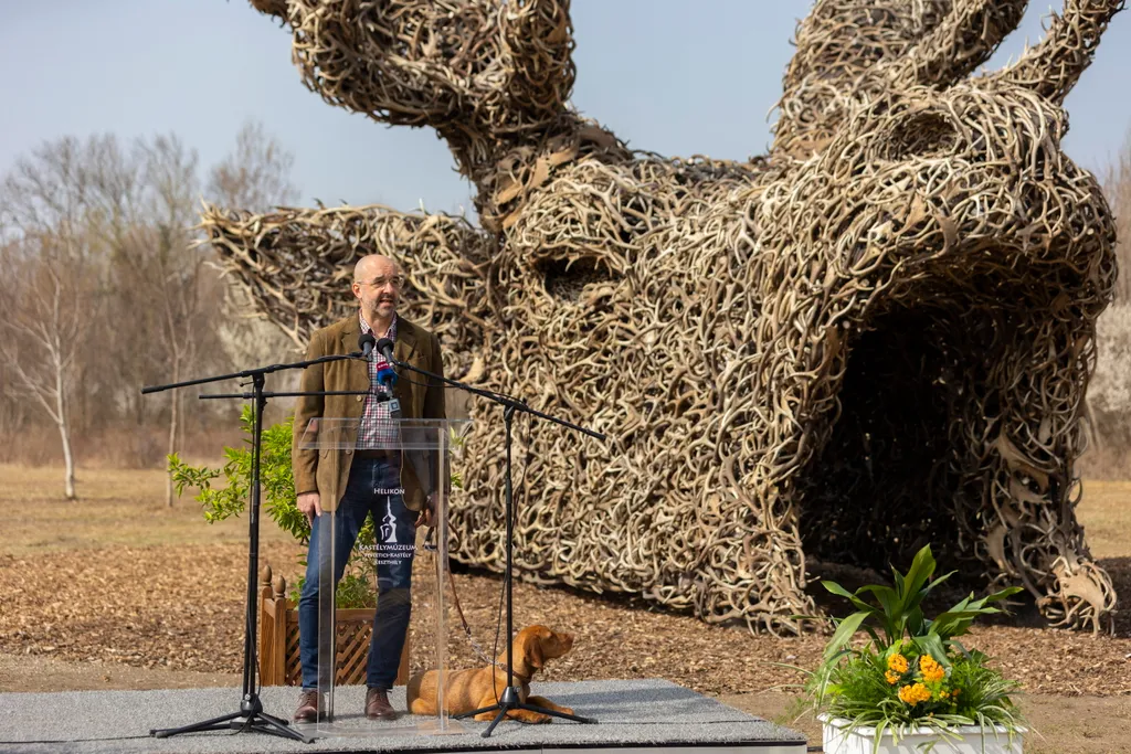 Vadászati és Természeti Világkiállítás, Szőke Gábor Miklós, Totem 