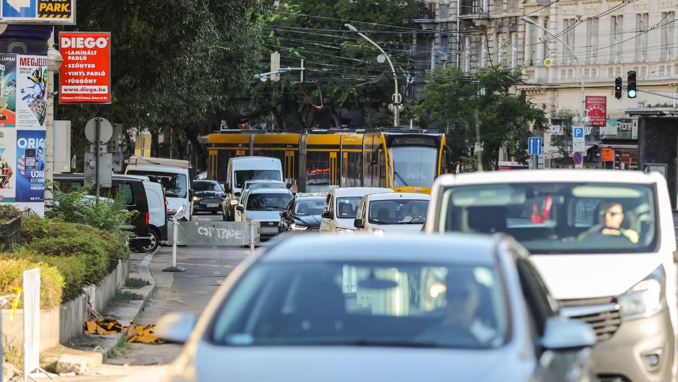 dugó, közlekedés, forgalom, autó, belváros, Budapest, Blaha Lujza tér 