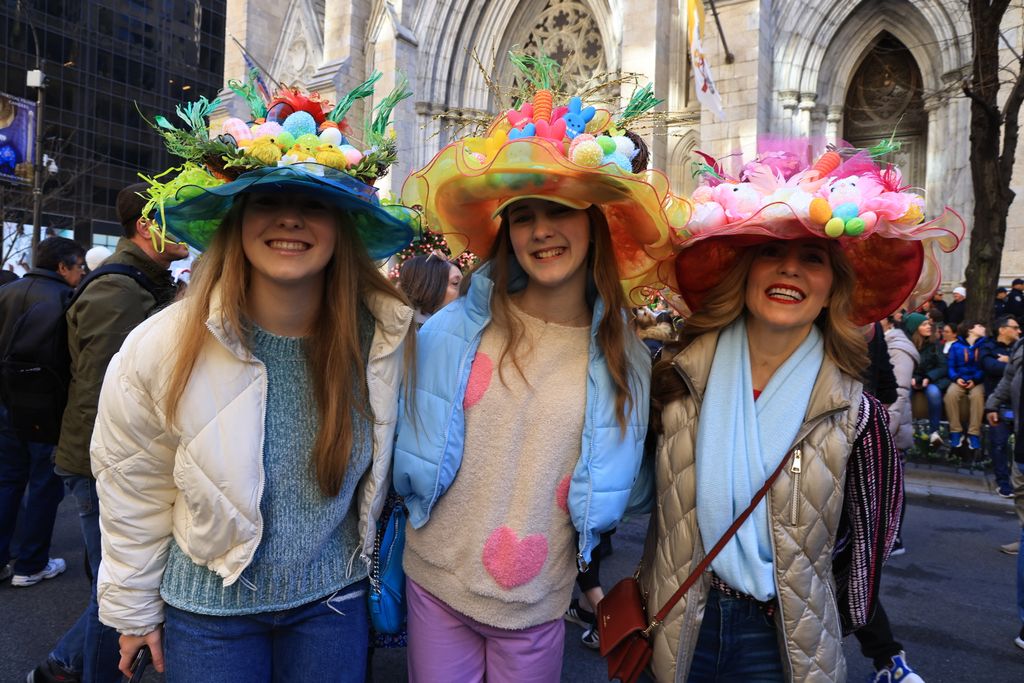 húsvéti parádé, new york, húsvét, parádé, jelmezes, jelmez, kalap, kalapos, kosztüm, kalap parádé 