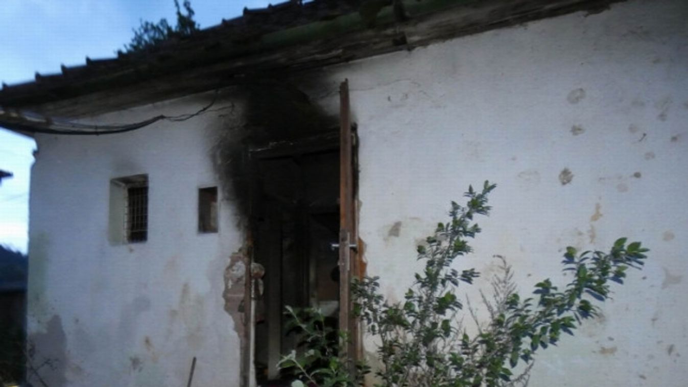 Salgótarján, kiégett ház, segítség elmulasztása miatt indult eljárás egy 38 éves nő ellen 