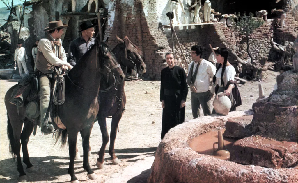 Return of the Seven (1966) usa Cinema Horizontal 