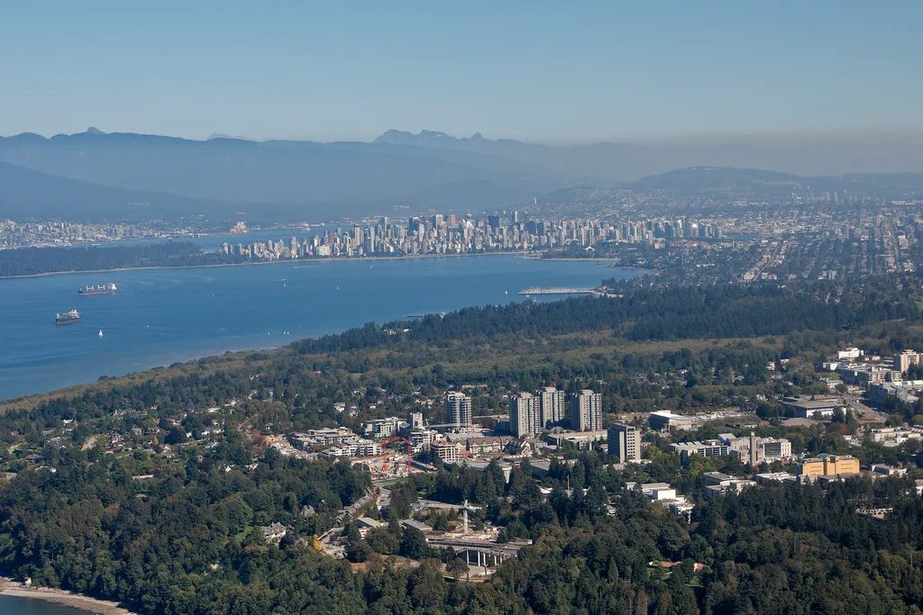 AERIAL VIEW America apartment building ARCHITECTURE British Columbia BUILDING Canada CITY coast DWELLING GENERAL VIEW high angle view littoral MOUNTAIN NORTH AMERICA panorama SEA Vancouver HORIZONTAL 