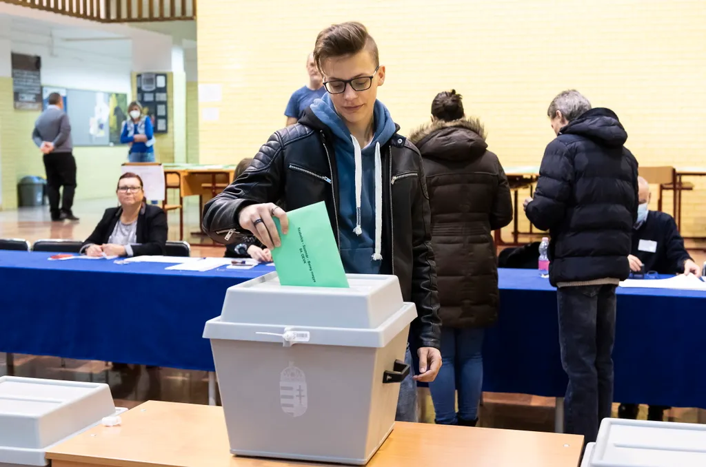 Választás 2022, 2022-es magyarországi országgyűlési választás, Nyíregyháza, Vasvári Pál Gimnázium, 2022. április 3. 
