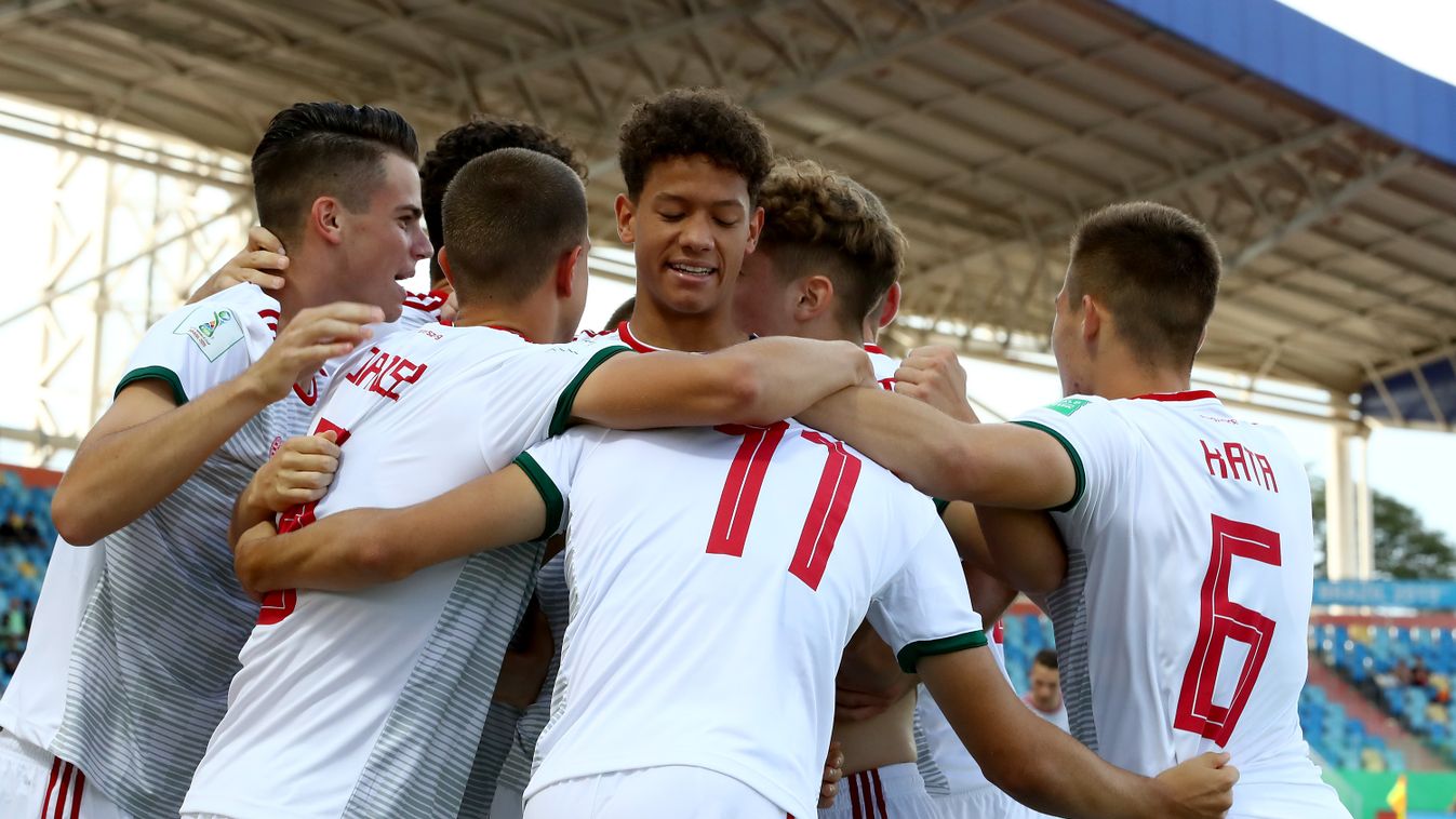 Nigeria v Hungary - FIFA U-17 World Cup Brazil 2019 sport,fifa GOIANIA, BRAZIL - OCTOBER 26: Gyorgy Komaromi #11 of Hungary celebrate with his team mates after he scores the opening goal during the FIFA U-17 World Cup Brazil 2019 Group B match between Nig