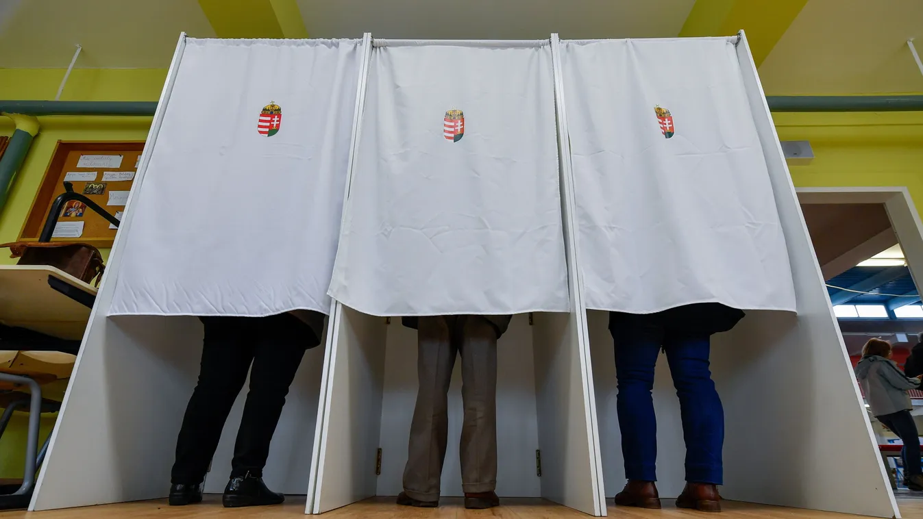 Választás 2022, 2022-es magyarországi országgyűlési választás, szavazás, Miskolc, Szent Ferenc Római Katolikus Általános Iskolában 