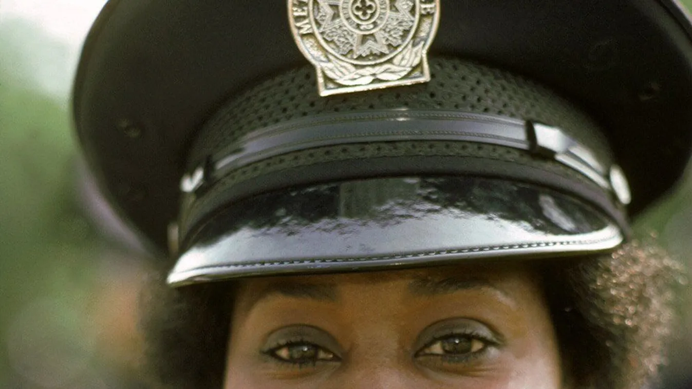 POLICE ACADEMY, Marion Ramsey, 1984, (c) Warner Brothers/courtesy Everett Collection 1980s movies 1984 movies Closeup Movies Policewoman Ramsey,marion POLICE ACADEMY, Marion Ramsey, 1984, (c) Warner Brothers/courtesy Everett Collection 