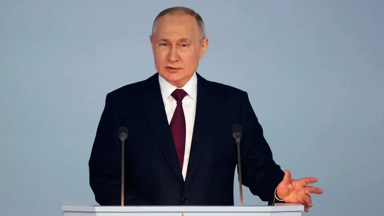 PUTYIN, Vlagyimir Moszkva, 2023. február 21.
Vlagyimir Putyin orosz elnök beszél az orosz parlament két háza előtt tartott évértékelőjén a moszkvai Gosztiny Dvorban 2023. február 21-én.
MTI/AP/Pool/Kreml/Szergej Karpuhin 