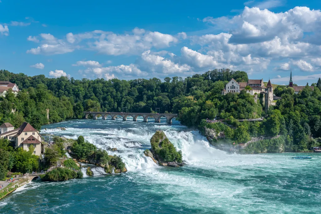 Rheinfall: Svájcban található Európa legnagyobb vízesése, galéria, 2023 