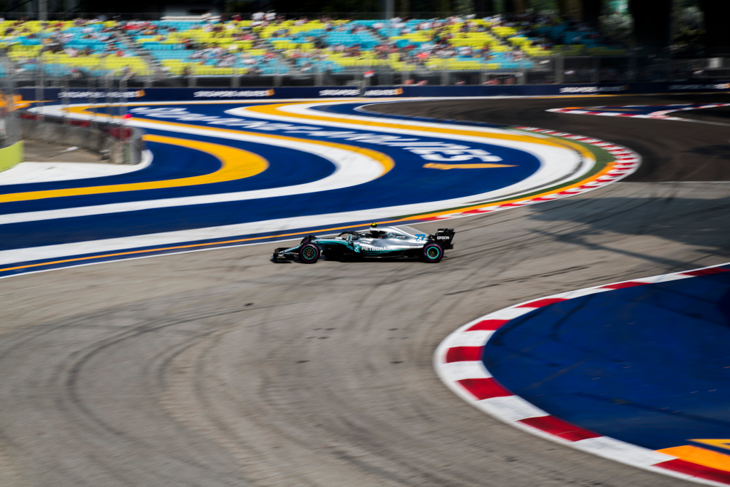 A Forma-1-es Szingapúri Nagydíj pénteki napja, Valtteri Bottas, Mercedes-AMG Petronas 