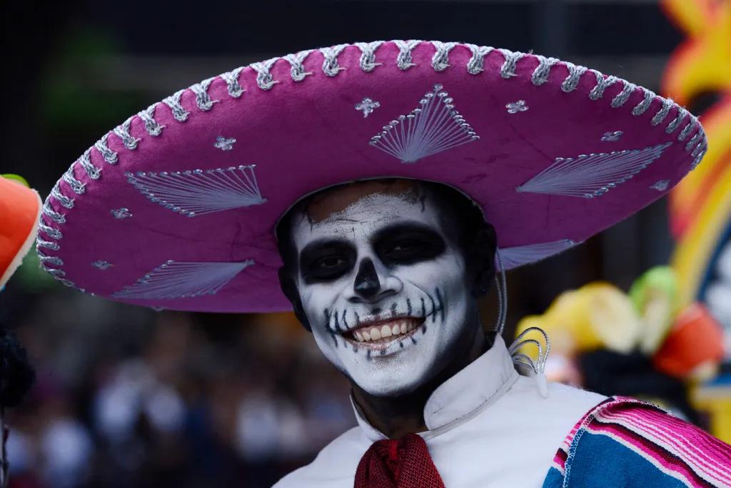 Halottak napi felvonulások Mexikóban, felvonulás, halottak napja, Mexikóváros, Mexikó, ünneplés, ünnepség, felvonulás, fesztivál 