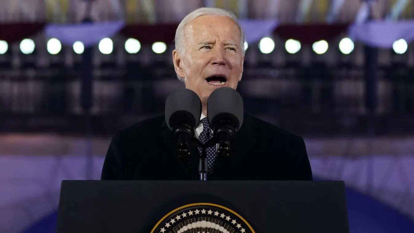 BIDEN, Joe Varsó, 2023. február 21.
Joe Biden amerikai elnök beszédet mond az ukrajnai háború első évfordulója alkalmából a varsói Királyi Vár kertjében 2023. február 21-én. Biden kétnapos látogatáson tartózkodik Lengyelországban.
MTI/AP/Evan Vucci 