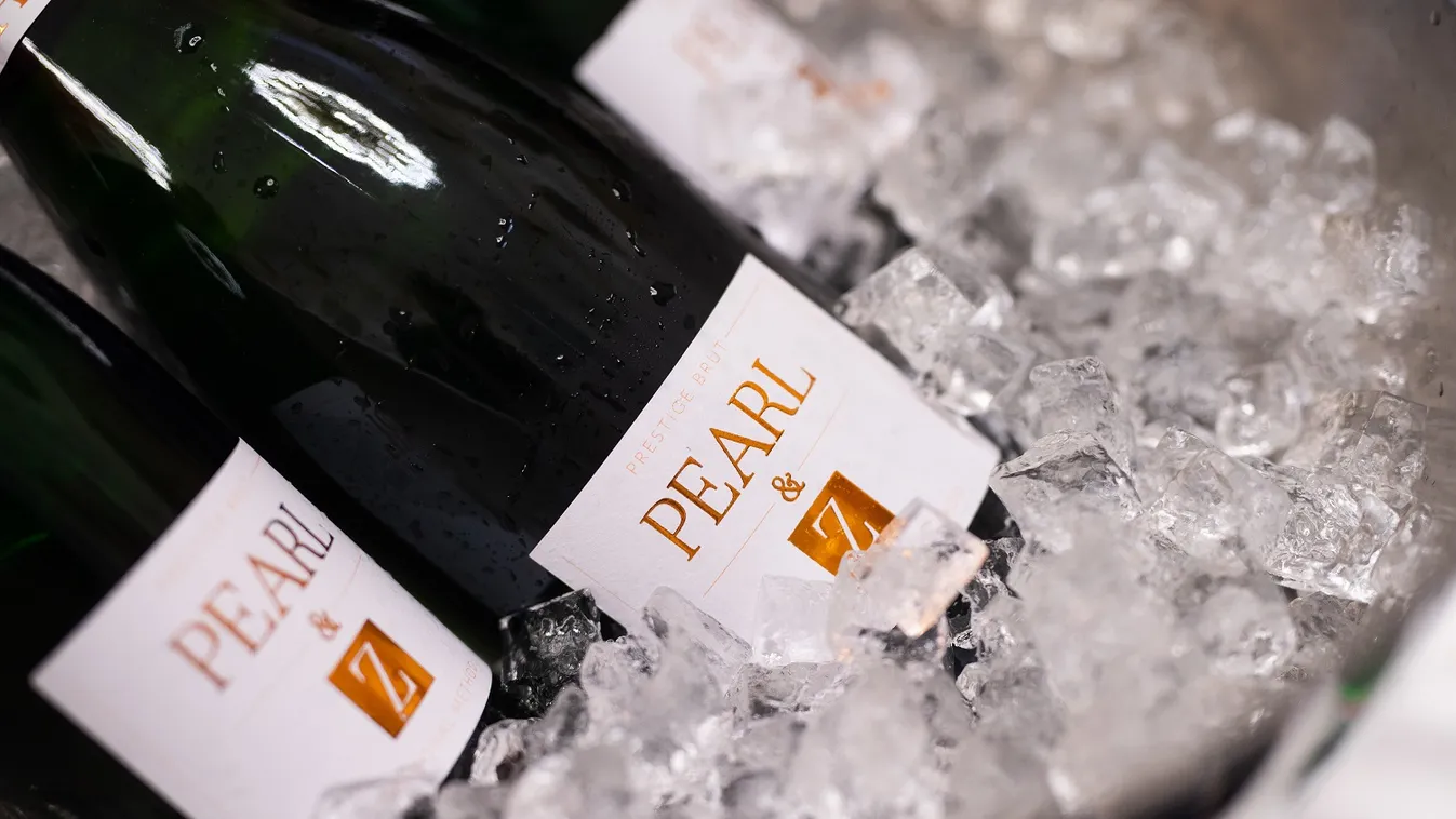Pearl&Z
pezsgő
alkohol
világbajnokság 