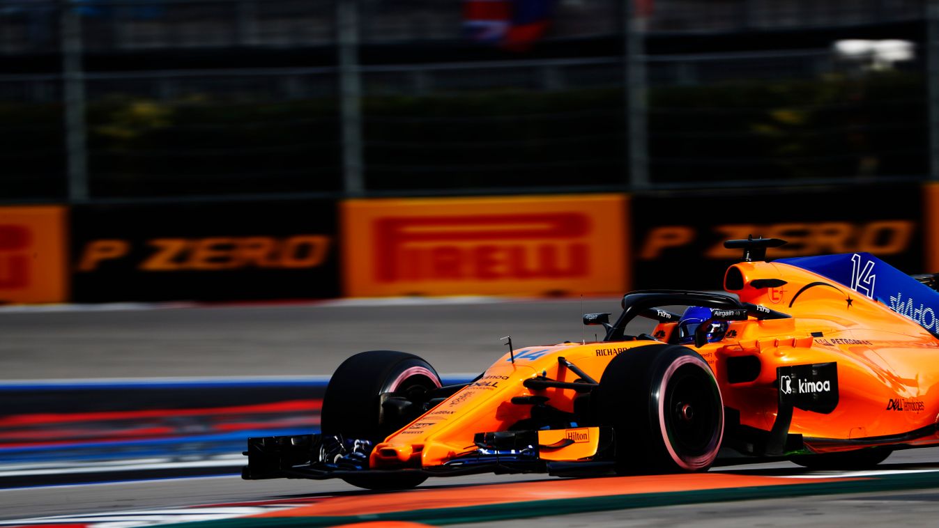 A Forma-1-es Orosz Nagydíj pénteki napja, Fernando Alonso, McLaren Racing 
