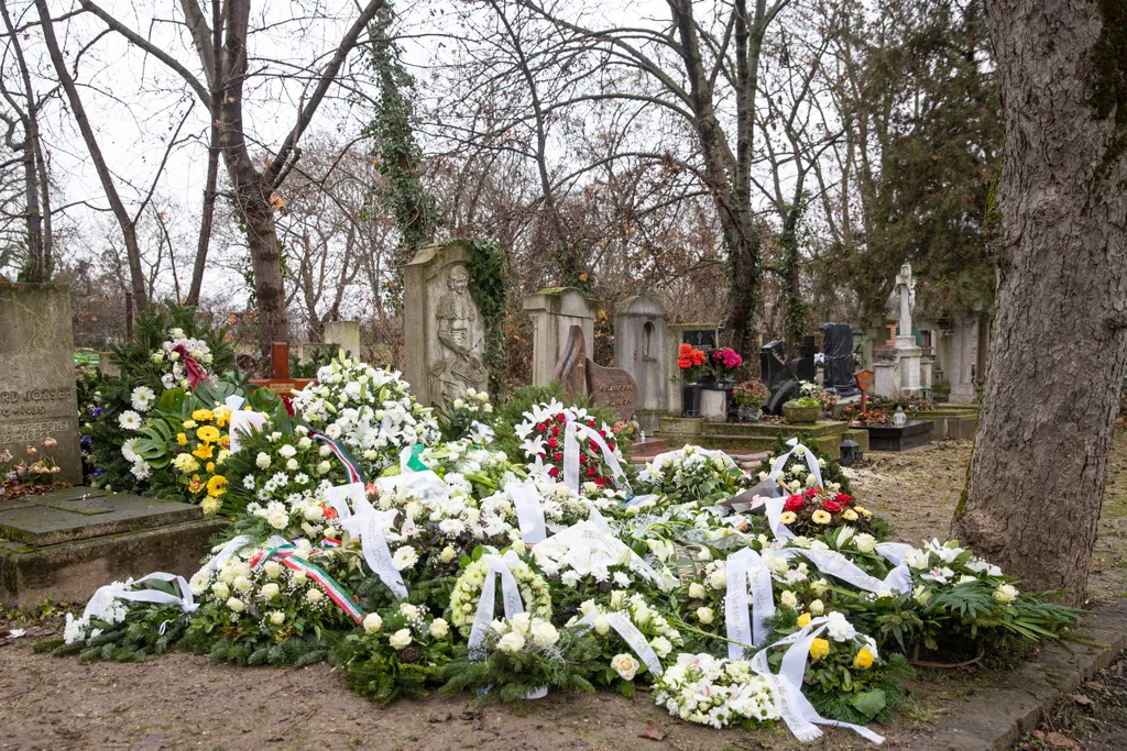 Balázs Fecó, temető, sírhely, Balázs Fecó sírja az Óbudai Temetőben 