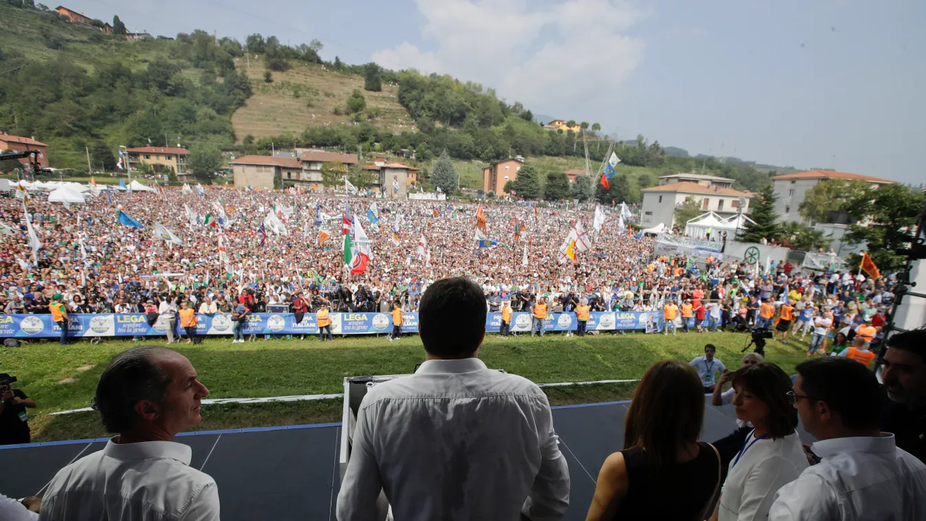 SALVINI, Matteo Pontida, 2019. szeptember 15.
Matteo Salvini, az ellenzéki Liga elnöke pártja évenkénti nagygyűlésén az észak-olaszországi Pontidában 2019. szeptember 15-én.
MTI/AP/Luca Bruno 