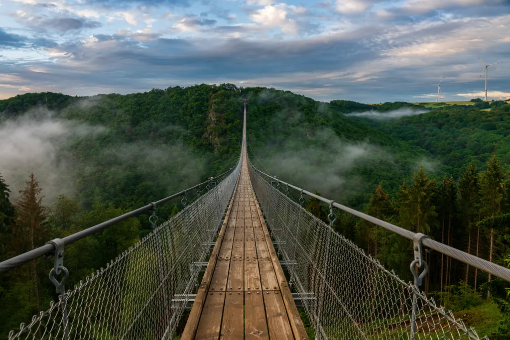 gyalogos függőhíd, függőhidak, európa, galéria, gyűjtés 