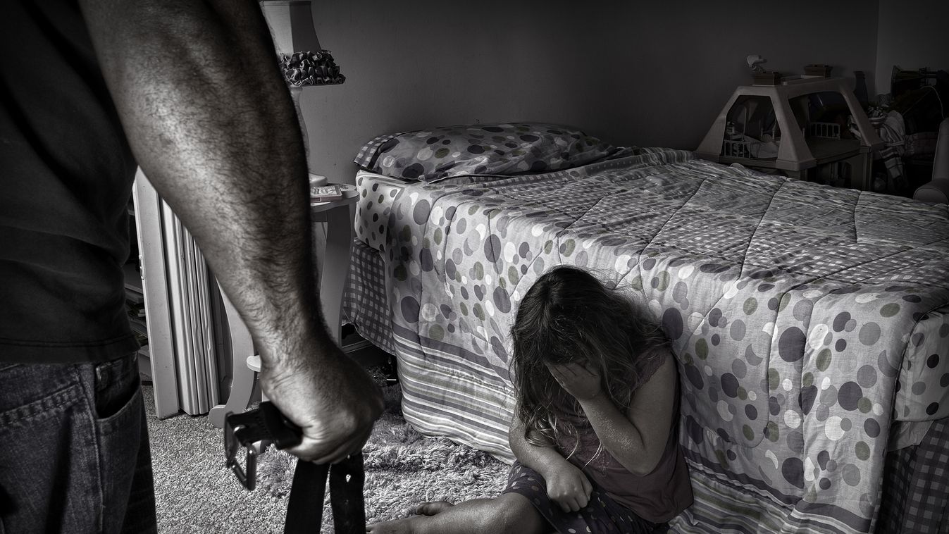 A világ legrosszabb szülei
gyermek gyerek erőszak verés kínzás 