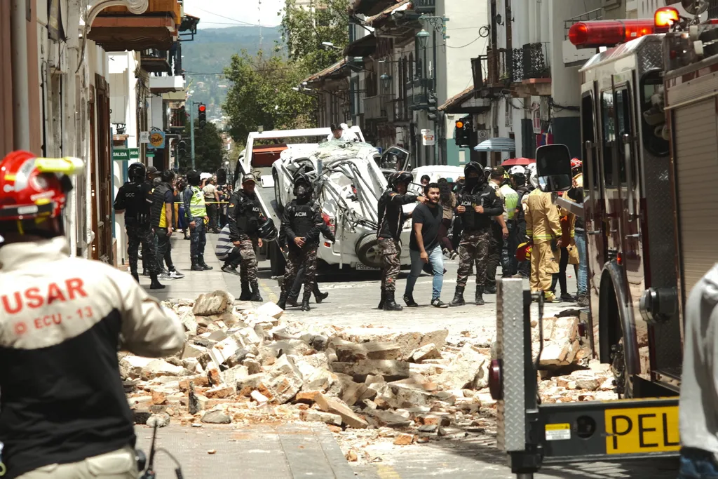 földrengés, ecuador, 6.8-as erősségű földrengés, 2023. 03. 18., Machala, Puerto Bolivar 