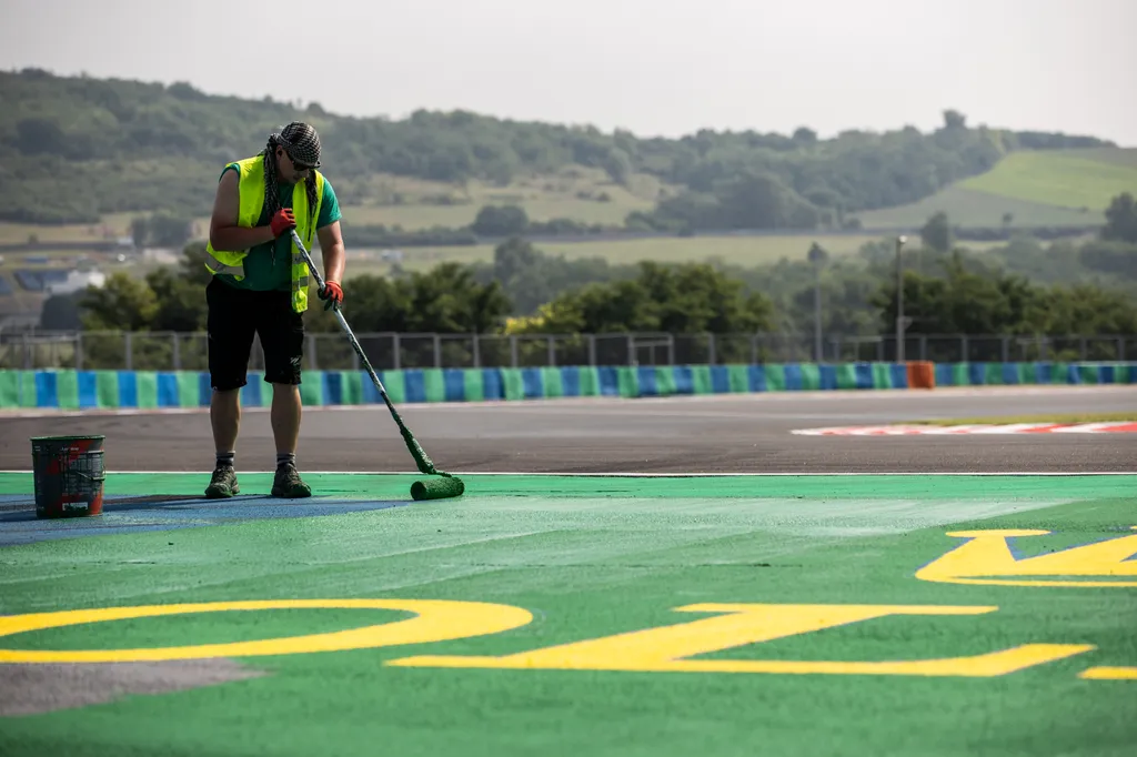 Hungaroring, 2021, sajtótájékoztató, bejárás, trófea, trófeák, bemutató, Gyulay Zsolt, Dr. Simon Attila, Dr. Csató Gábor 