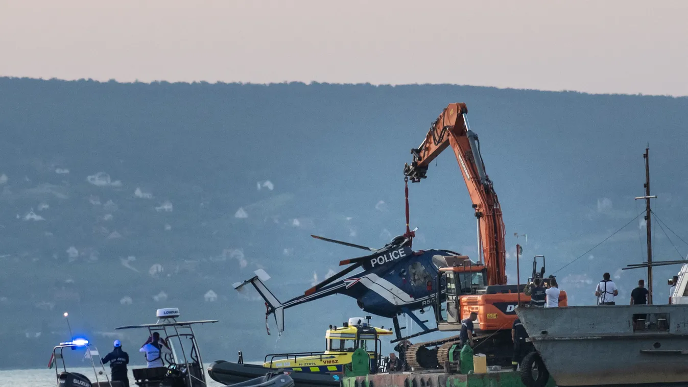 helikopter, baleset, balaton, gyakorlat, balatonba zuhant egy rendőrségi helikopter, 2023. 09. 07., Készenléti Rendőrség Légirendészeti Szolgálatának tervezett gyakorlata közben 