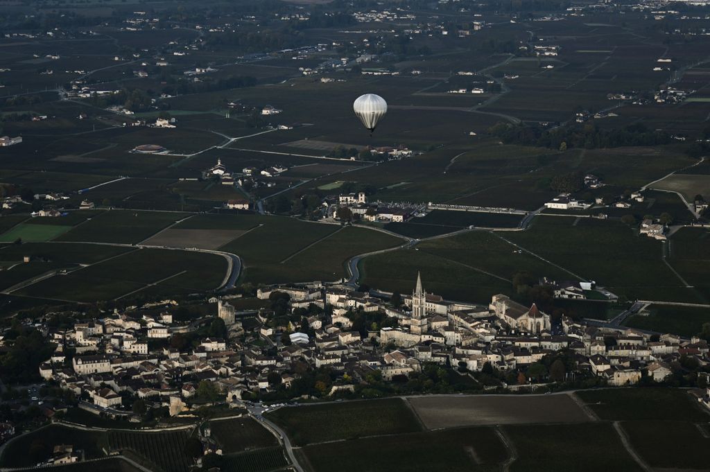 Hőlegballonok a francia Saint-Emilion felett 