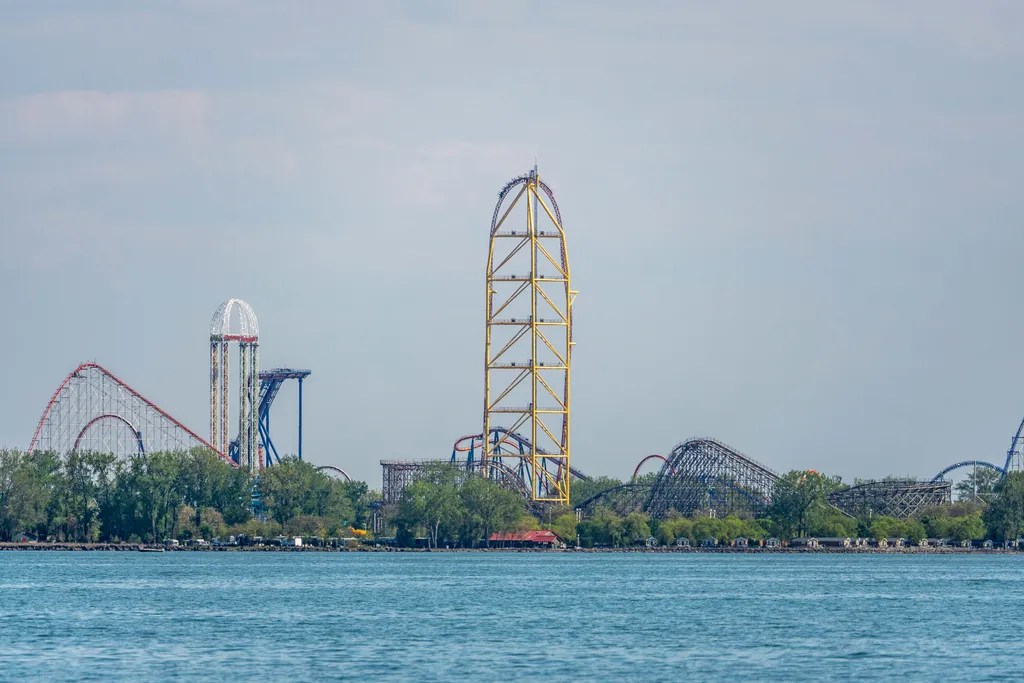 Roller Coaster ,,Usa,-,May,14,,2021:,Cedar,Point,Amusement drop,sandusky,usa,thrill,ohio,roller coasters,skyline,lake erie, Sandusky, Ohio, USA - May 14, 2021: Cedar Point Amusement Park is the roller coaster capital of the world with Top Thrill Dragster,