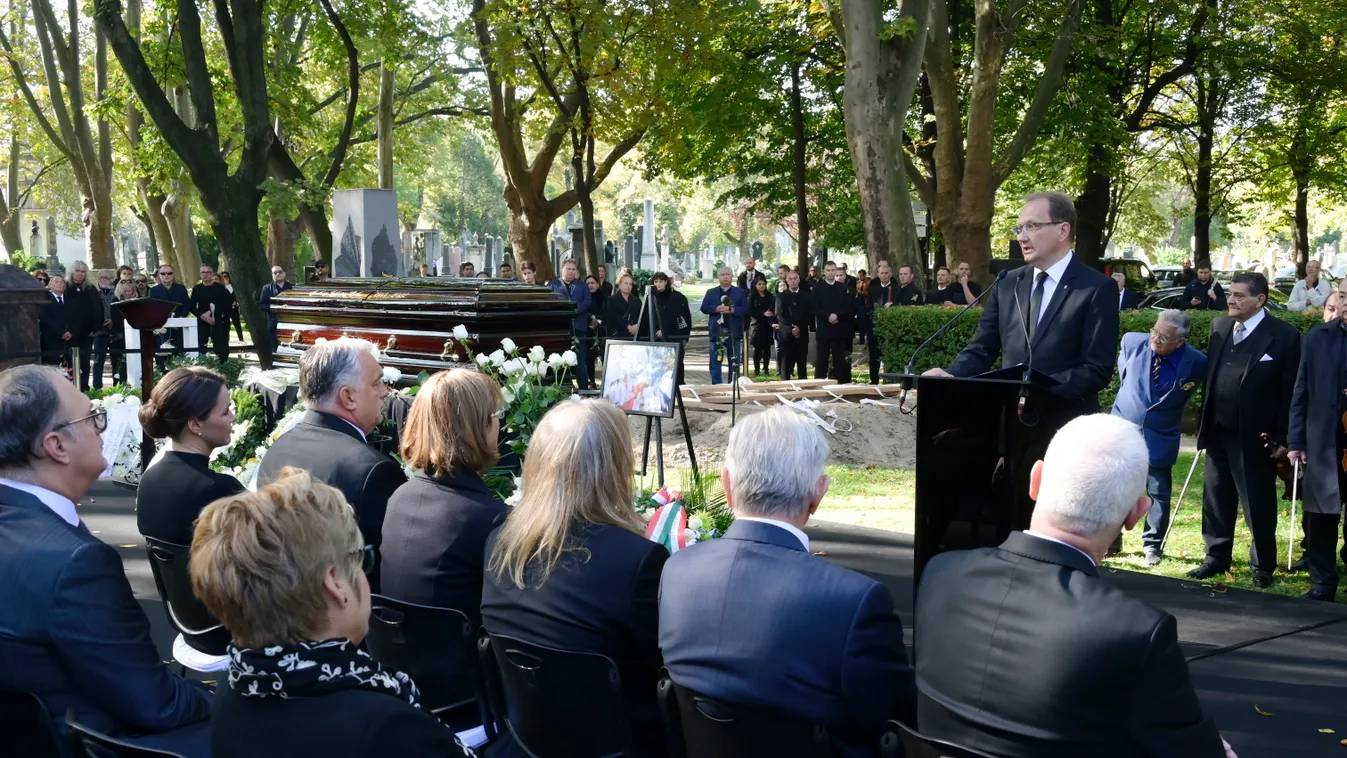 SZAKCSI LAKATOS Béla; HOPPÁL Péter; LÉVAI Anikó; NOVÁK Katalin; ORBÁN Viktor; KÁEL Csaba 