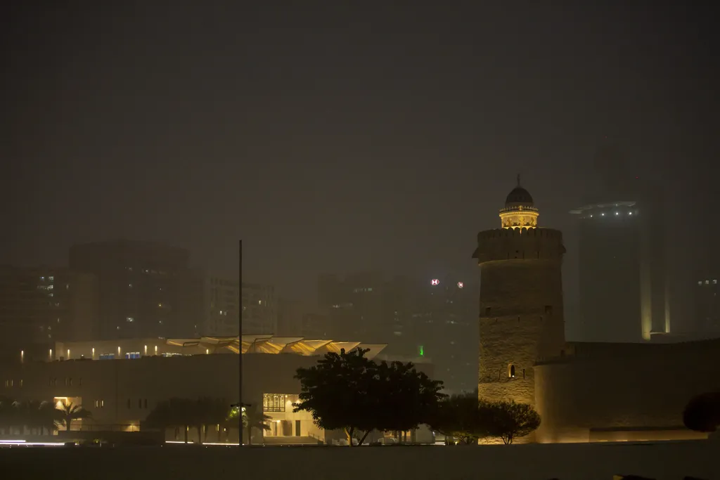 Sandstorm in United Arab Emirates​​​​​​​ 2022,Abu Dhabi,sandstorm,United Arab Emirates Horizontal Homokvihar az Egyesült Arab Emírségekben 