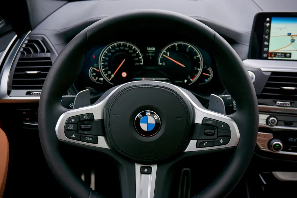 BMW X3 3.0d teszt (2018) 