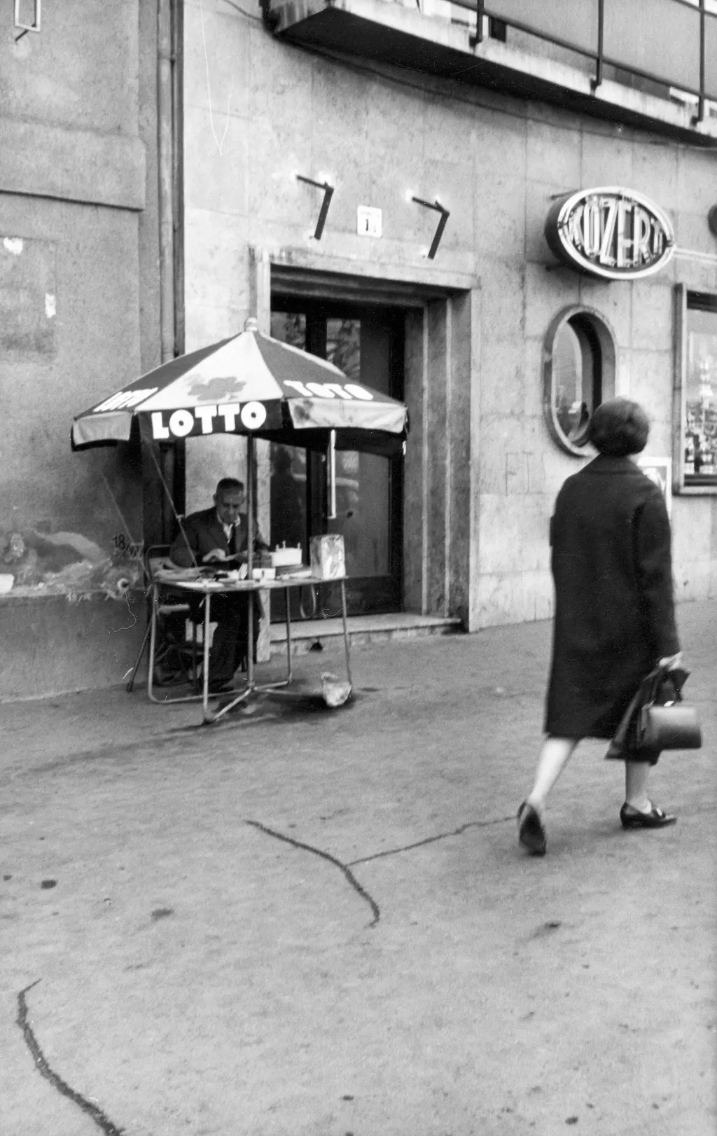 65 éve bevezették a lottót galér  Magyarország,
Budapest I.
Széna tér 1/b. 