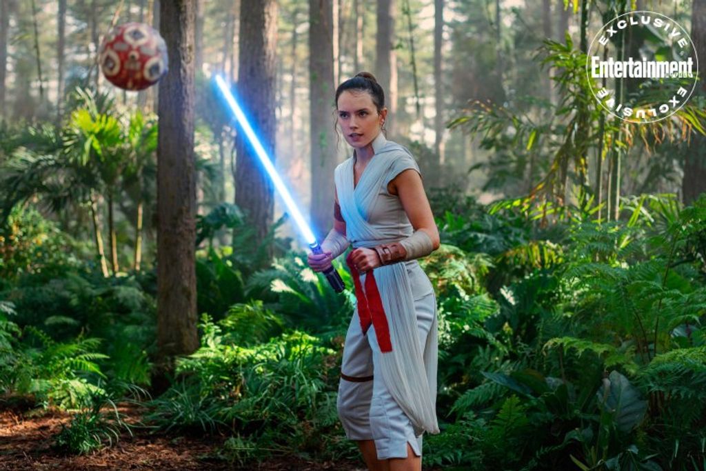 STAR WARS:  THE RISE OF SKYWALKER
Daisy Ridley as Rey 