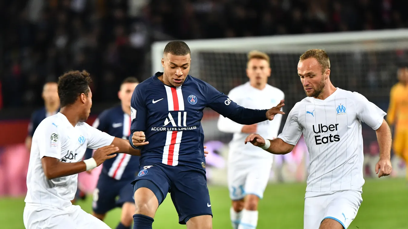 Paris Saint-Germain (PSG) vs Olympique de Marseille: French soccer Ligue 1 Paris Saint-Germain FOOTBALL France Paris Ligue 1 October Soccer MATCH Olympique de Marseille 2019 