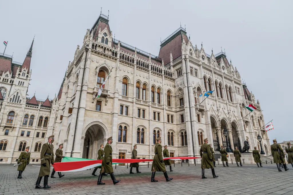 Az 1848/49. évi Forradalom és Szabadságharc Emléknapja 
Magyarország nemzeti lobogójának ünnepélyes felvonása
2021. március 15. 
Parlament, Kossuth Lajos tér 
