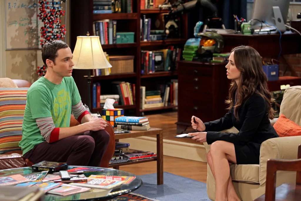 EPISODIC "The Apology Insufficiency" -- Sheldon's (Jim Parsons, left) answers during an FBI interview put Wolowitz's security clearance in jeopardy, on THE BIG BANG THEORY, Thursday, Nov. 4 (8:00-8:31 PM, ET/PT) on the CBS Television Network.  Eliza Dushk