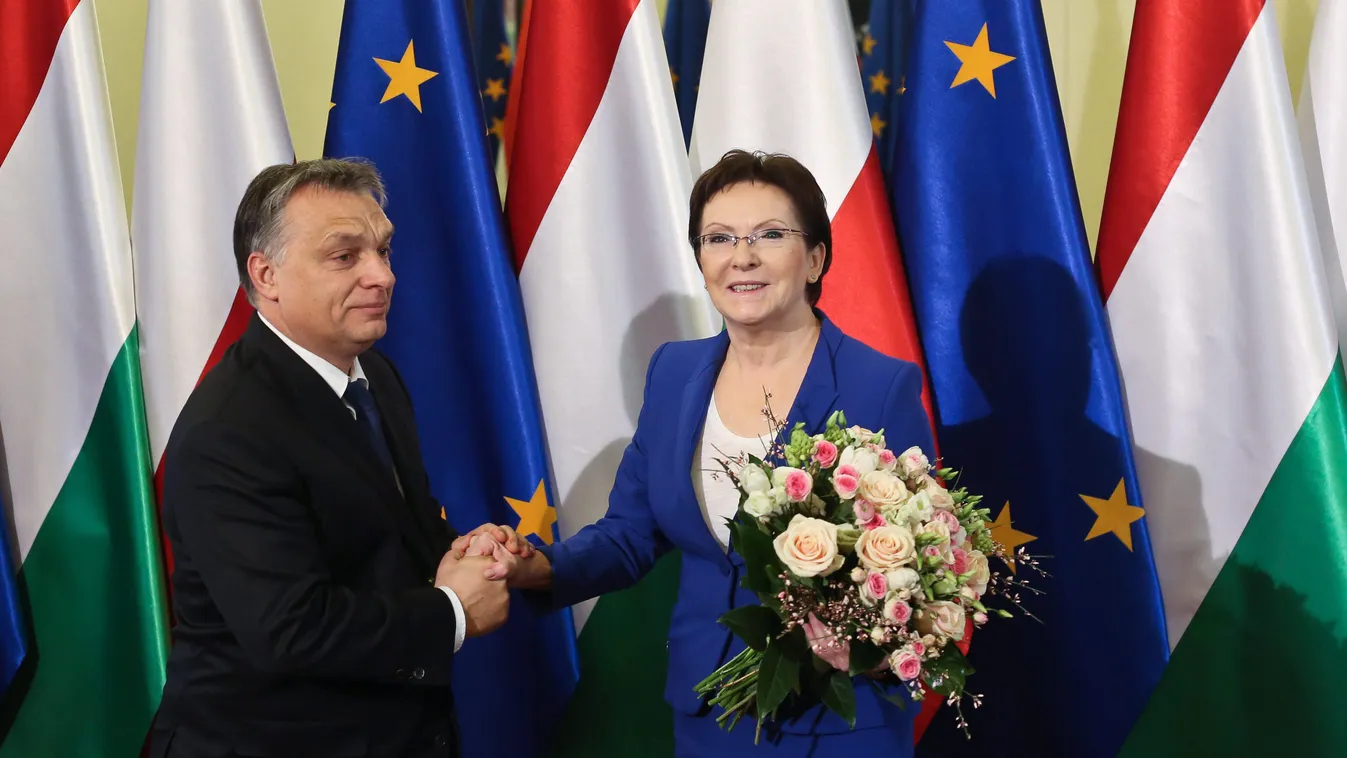 KOPACZ, Ewa; Orbán Viktor Varsó, 2015. február 19.
Ewa Kopacz lengyel kormányfő üdvözli Orbán Viktor magyar miniszterelnököt Varsóban 2015. február 19-én. (MTI/PAP/Rafael Guz) 