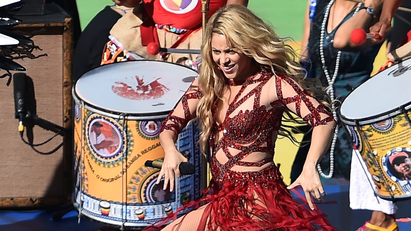 Shakira, focivébé 2014, záróceremónia 