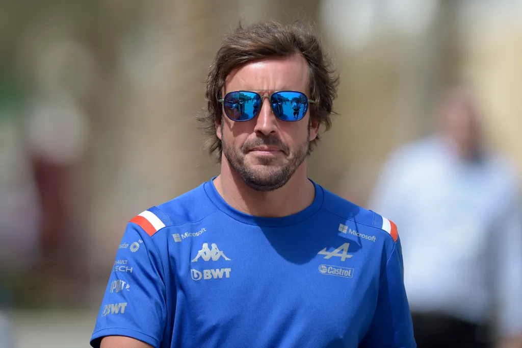 Forma-1, Fernando Alonso, Bahreini Nagydíj 2022, futam 