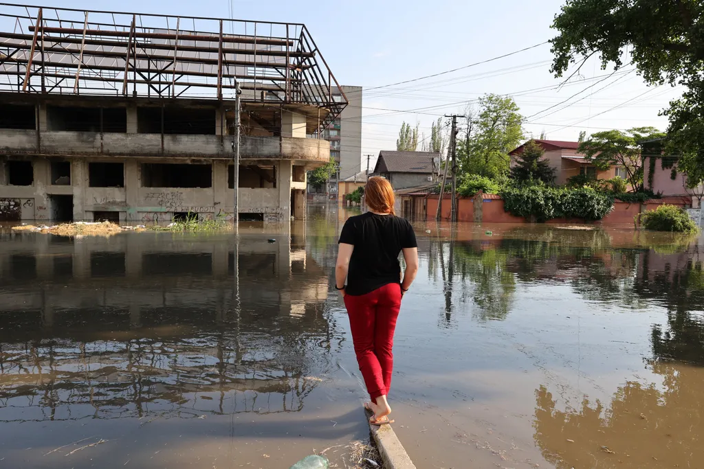 Oroszország, Ukrajna, orosz - ukrán, háború, Kahovka, gát, robbanás, szétrobbantott gát, 2023. 06. 06. 