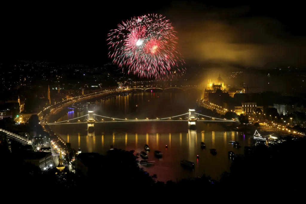 2018 augusztus 20 tűzijáték a Gellért hegyről 2018 augusztus 20 tűzijáték a Gellért hegyről 