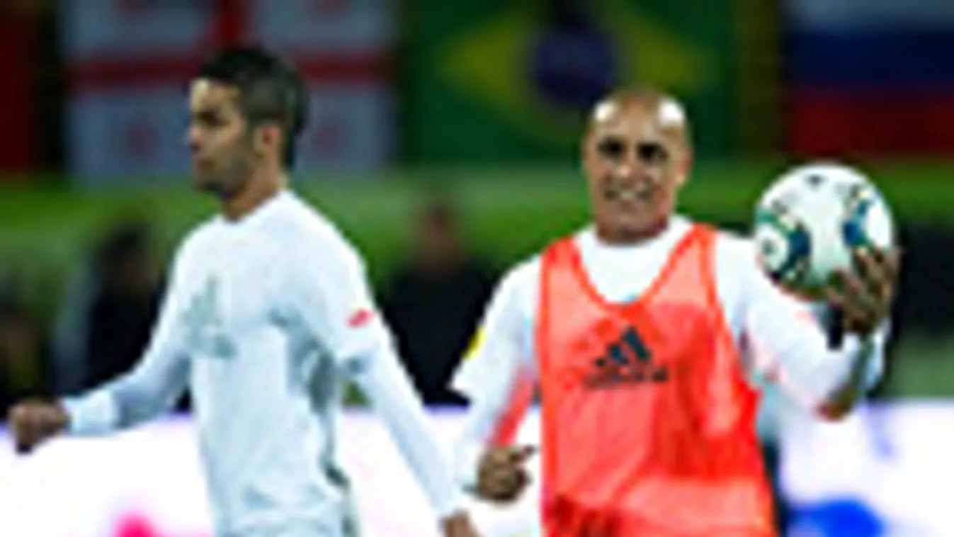 Roberto Carlos az Anzsi Mahacskala játékos-edzője