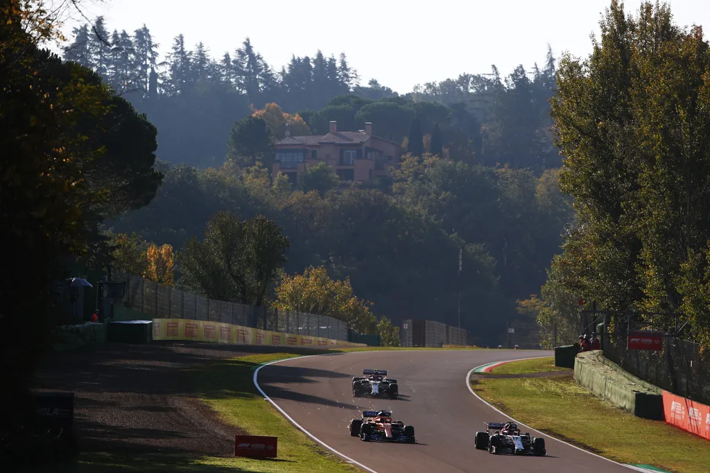 Forma-1, Emilia Romagna Nagydíj, szombat, Kimi Räikkönen, Antonio Giovinazzi, Alfa Romeo, Carlos Sainz, McLaren 