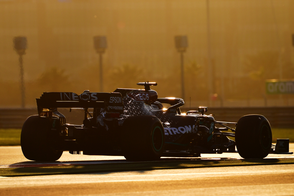 Forma-1, Lewis Hamilton, Mercedes, Abu-dzabi Nagydíj, 2020 péntek 