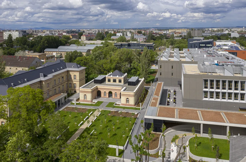 Liget Budapest Projekt, Liget nemzetközi díj, Az „Európa legjobb középület fejlesztése” díjat nyerte el az Országos Múzeumi Restaurálási és Raktározási Központ épületegyüttese, 