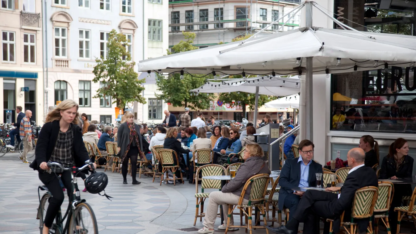 Koppenhága bicikli terasz kávézó 