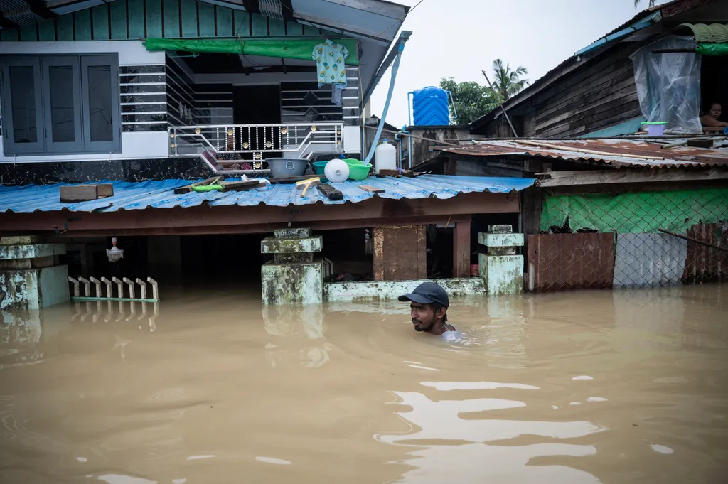 Hatalmas árvíz pusztít Mianmarban, többen meghaltak, tízezreket evakuáltak, galéria, 2023 