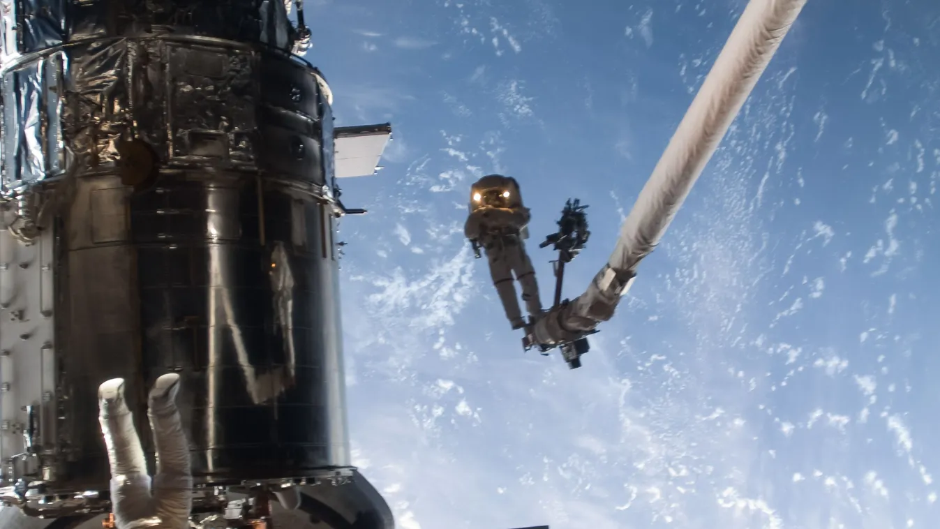 gravitáció film űr űrséta űrállomás NASA 