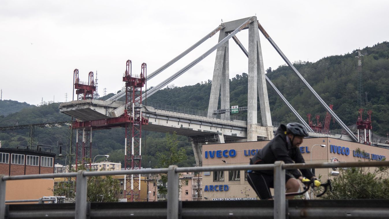 Genovai hídomlás: így néz ki a helyszín egy évvel a tragédia után 
