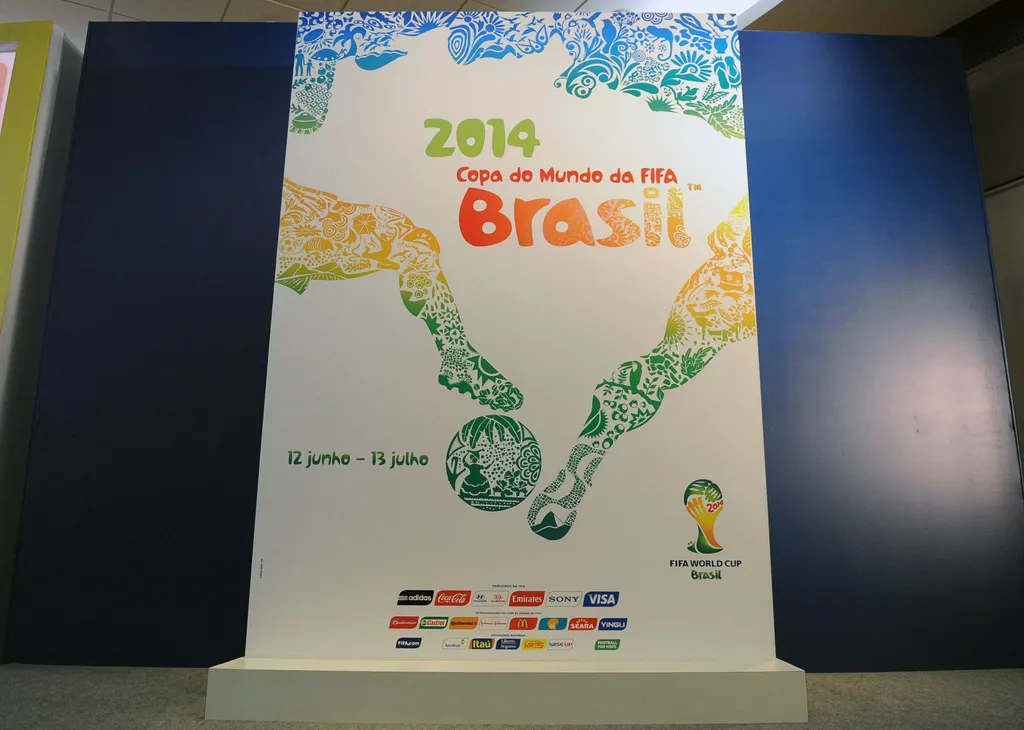 Labdarúgó-világbajnokság, labdarúgóvébé, futballvébé, labdarúgás, hivatalos plakát, poszter, 2014, Brazília 