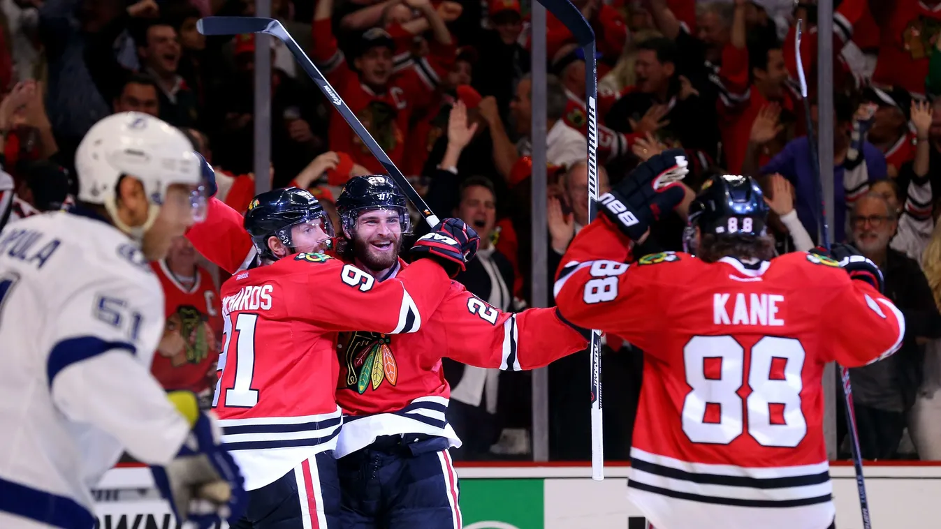2015 NHL Stanley Cup Final - Game Four GettyImageRank1 SPORT HORIZONTAL ICE HOCKEY Scoring USA Illinois Chicago - Illinois United Center COMMEMORATION Chicago Blackhawks Tampa Bay Lightning Brad Richards National Hockey League Playoffs Game Four Stanley C