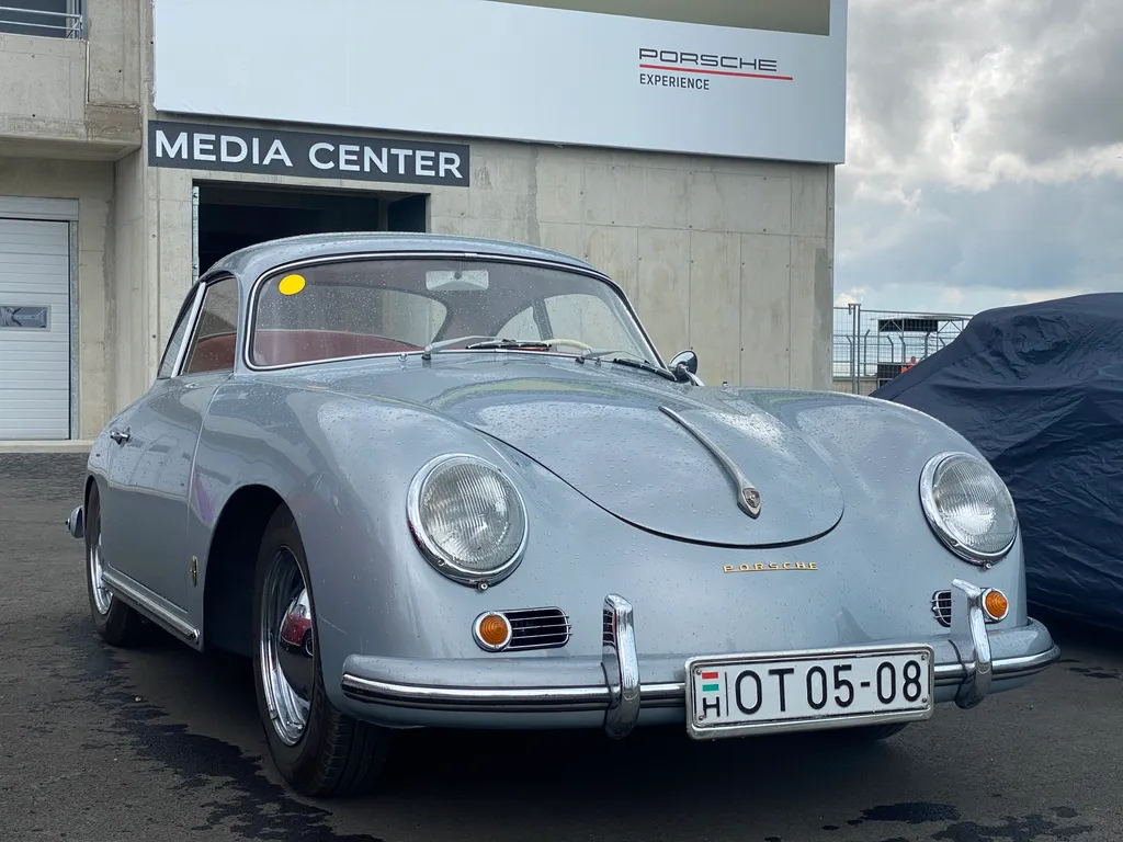 Porsche 75 Balaton Park Circuit 